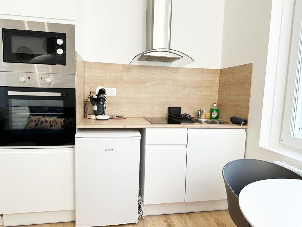 Lerelaisdodileqsl - Cambrai - Hyper Centre - Free Wifi - Ideal Couple & Famille Exterior foto